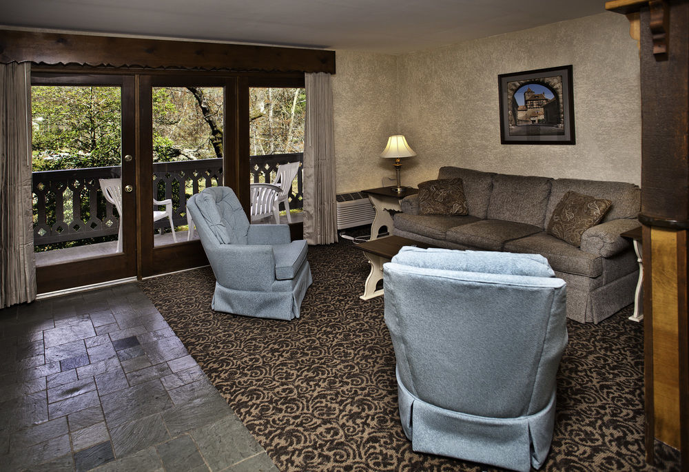 Helendorf River Inn, Suites & Conference Center Экстерьер фото