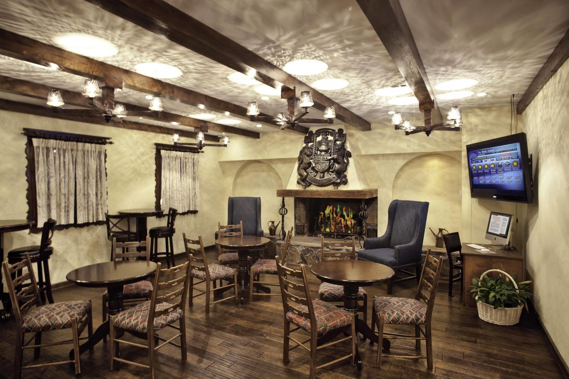 Helendorf River Inn, Suites & Conference Center Экстерьер фото