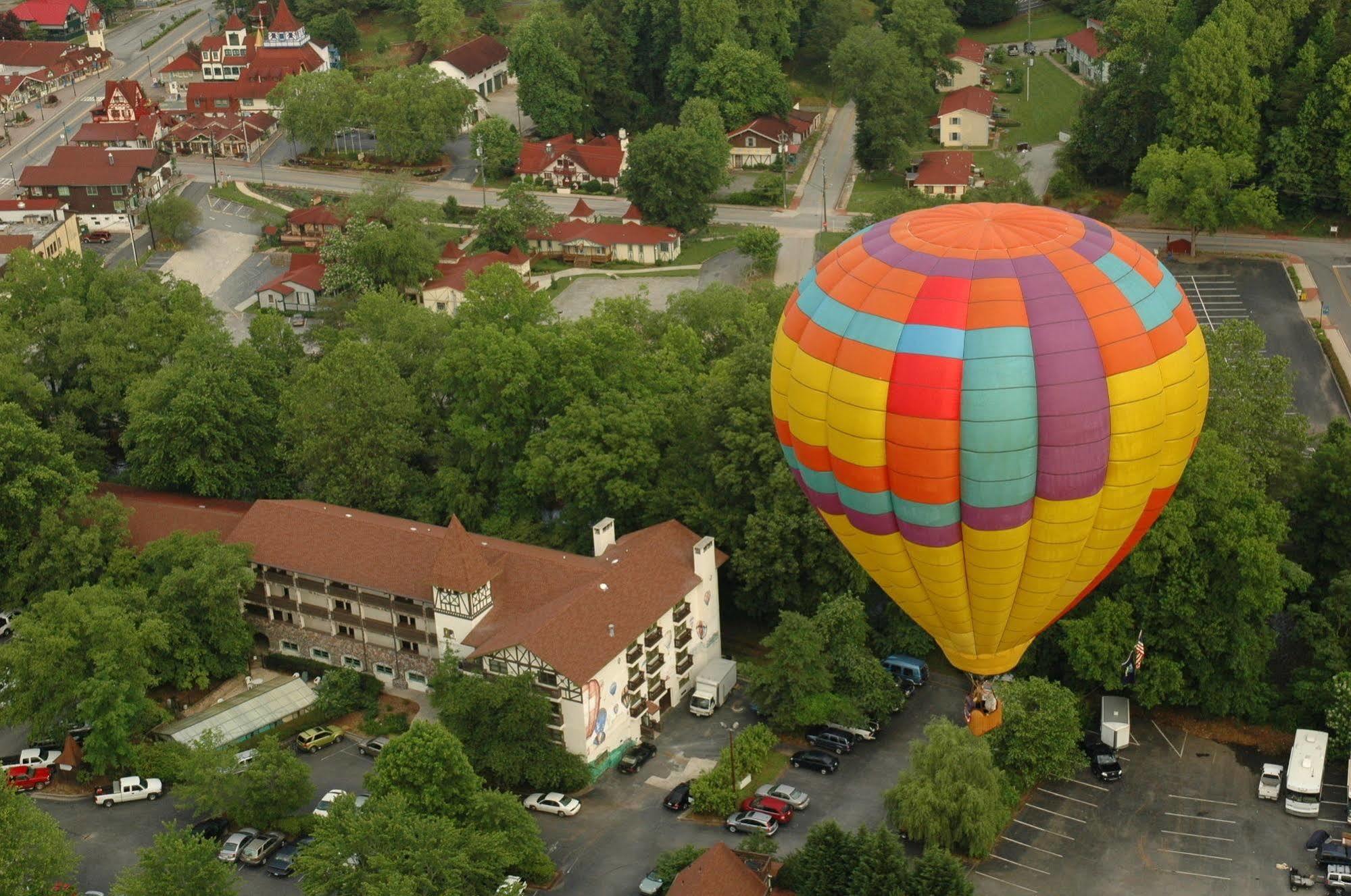 Helendorf River Inn, Suites & Conference Center Экстерьер фото