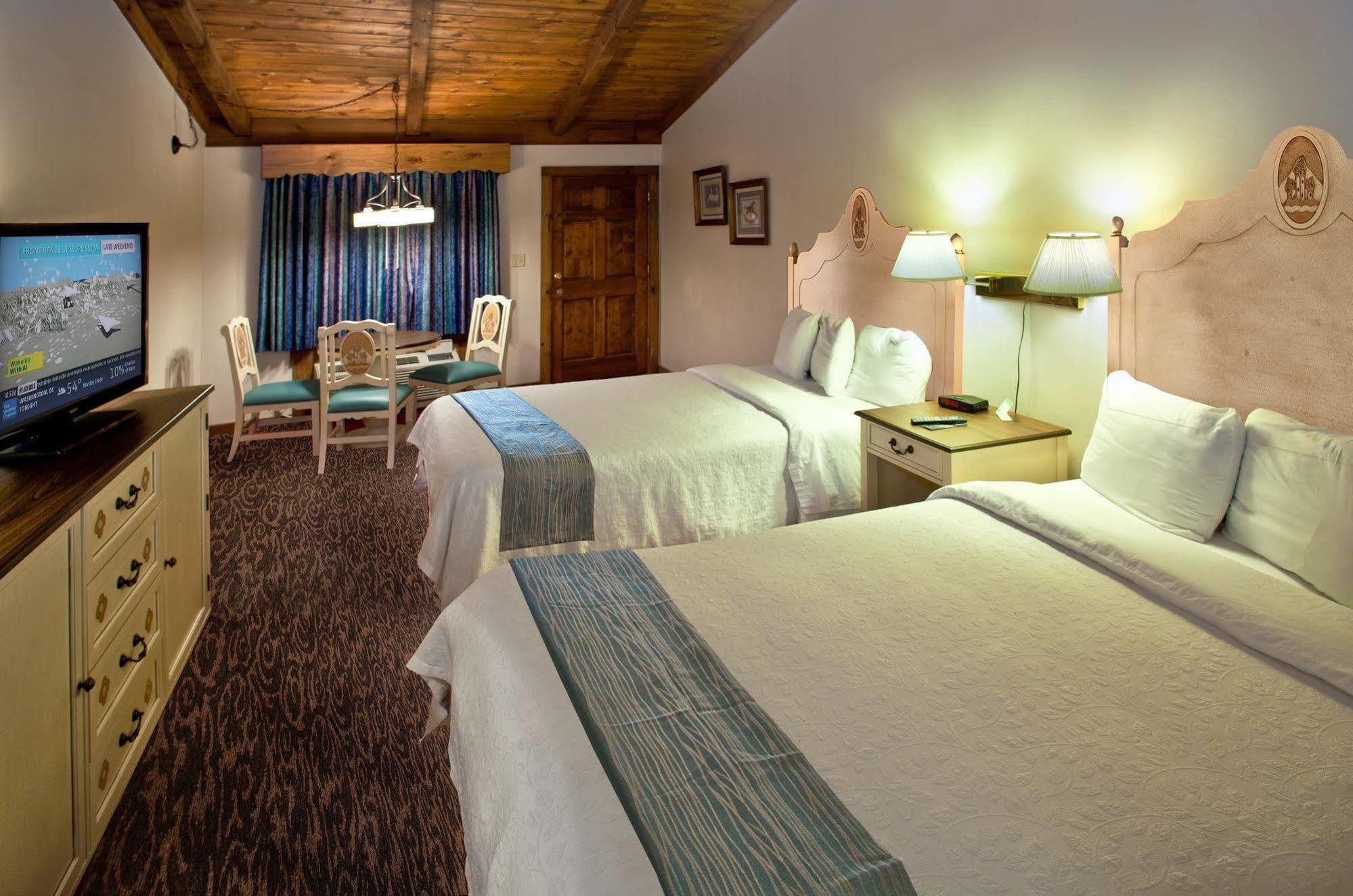 Helendorf River Inn, Suites & Conference Center Экстерьер фото